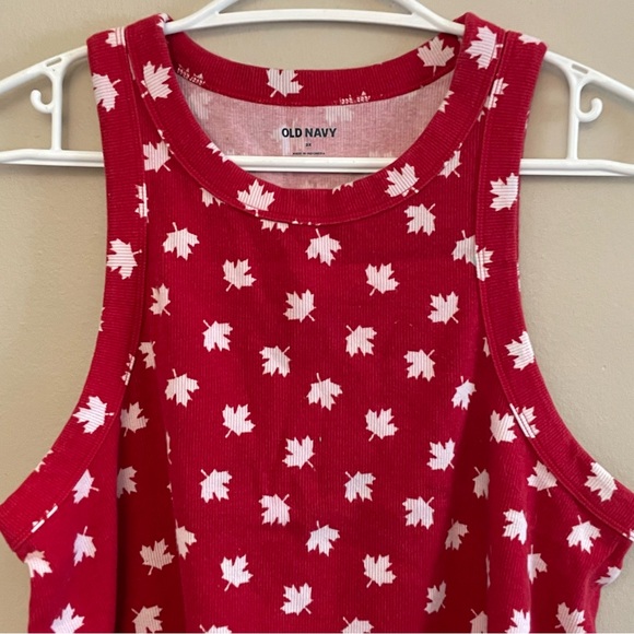 4/$10🎄Old Navy Red & White Canada Maple Leaf Ribbed Tank Top - Picture 3 of 6